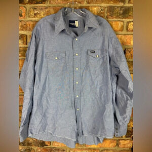 Vintage Wrangler jean denim western shirt. Good condition. Fits like a medium.